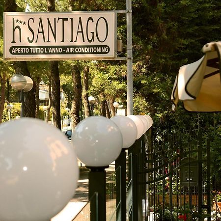 Hotel Santiago Milano Marittima Bagian luar foto